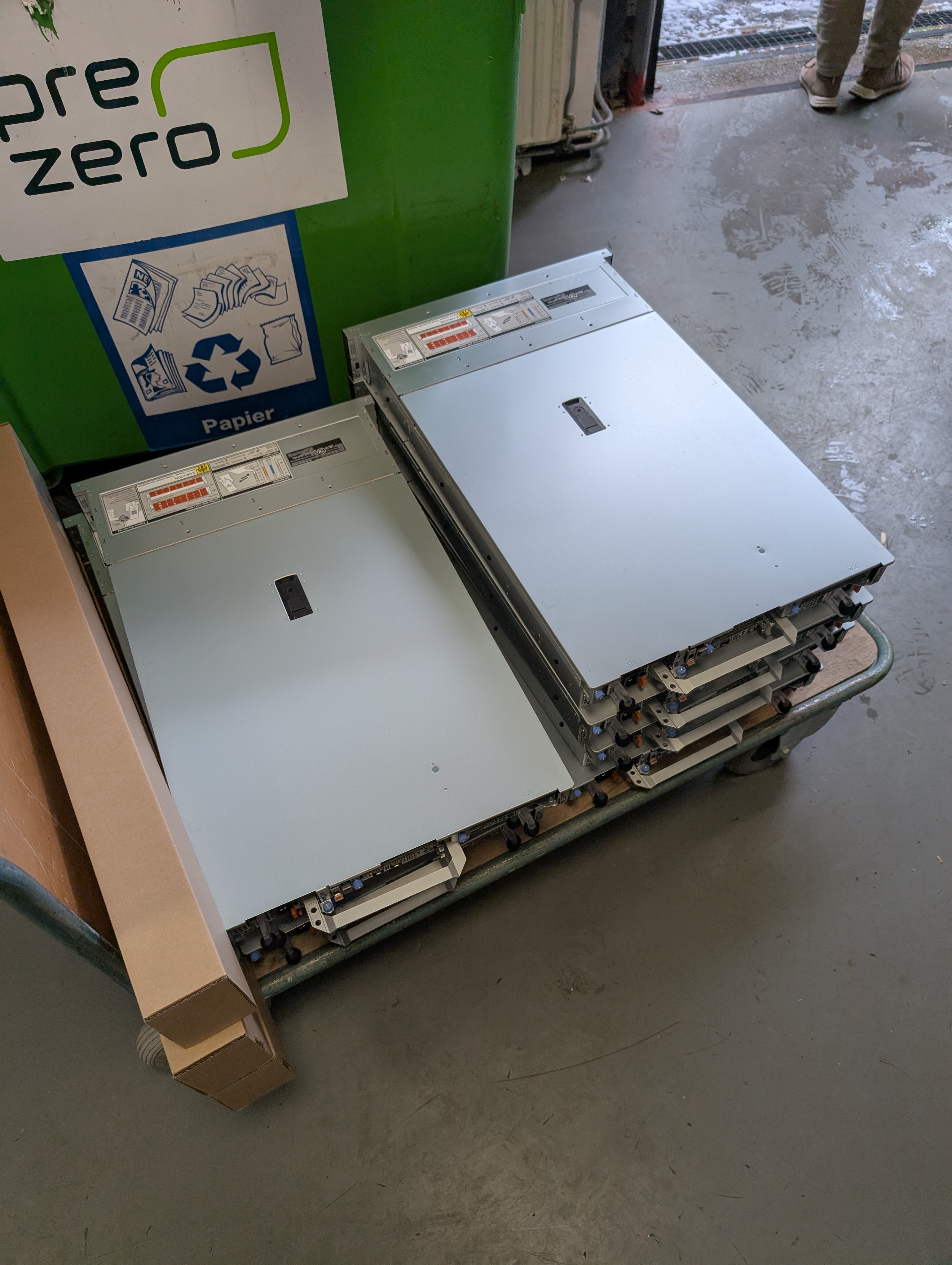 Setting up the GIGA cluster